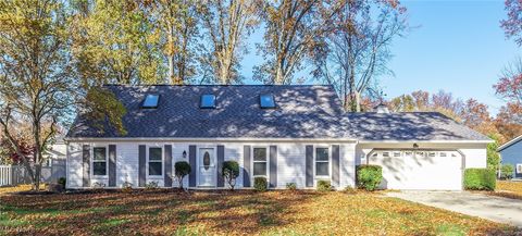 32650 Greenwood Drive, Avon Lake, OH 44012 - #: 5172216