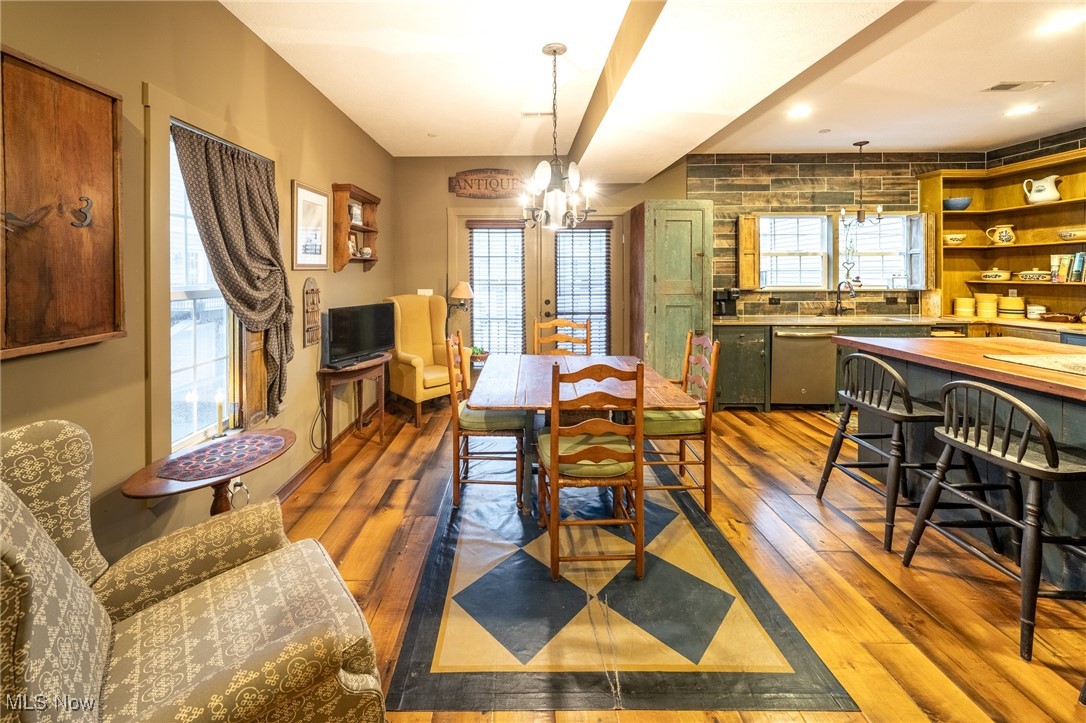 Willoughby Pointe Condo - Residential