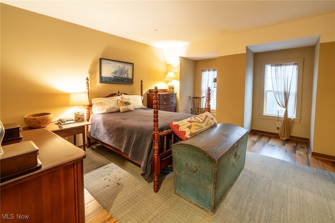 Willoughby Pointe Condo - Residential