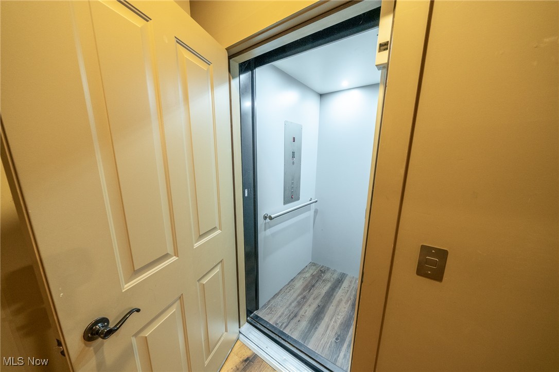 Willoughby Pointe Condo - Residential