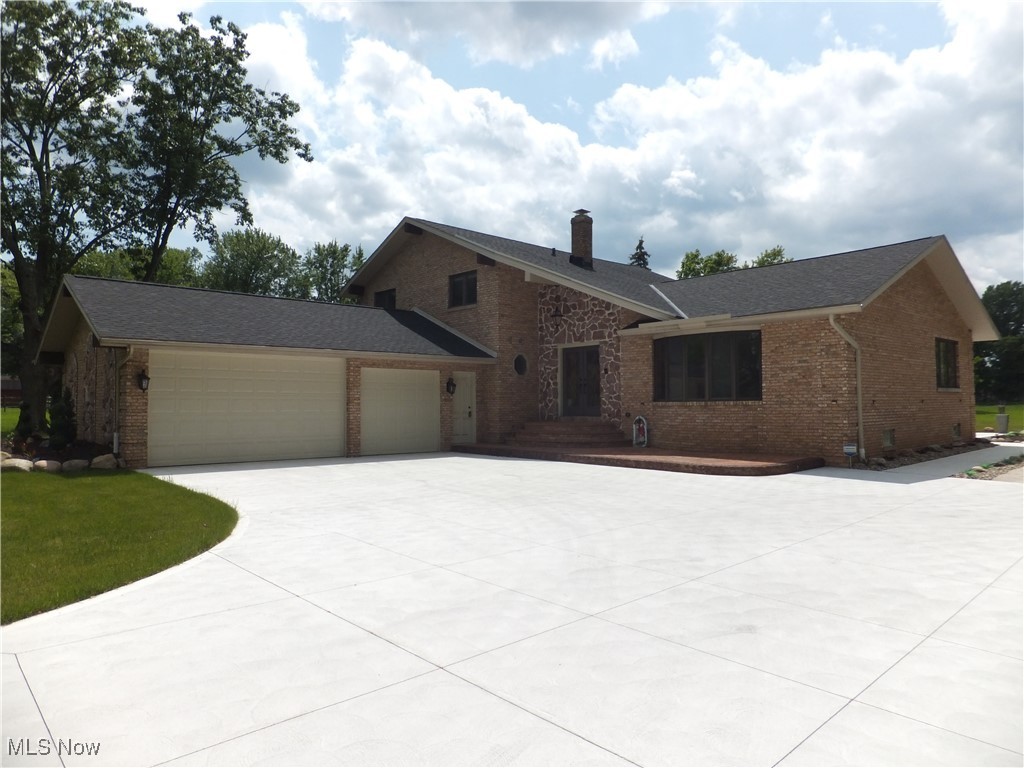 7596 W 130th Street