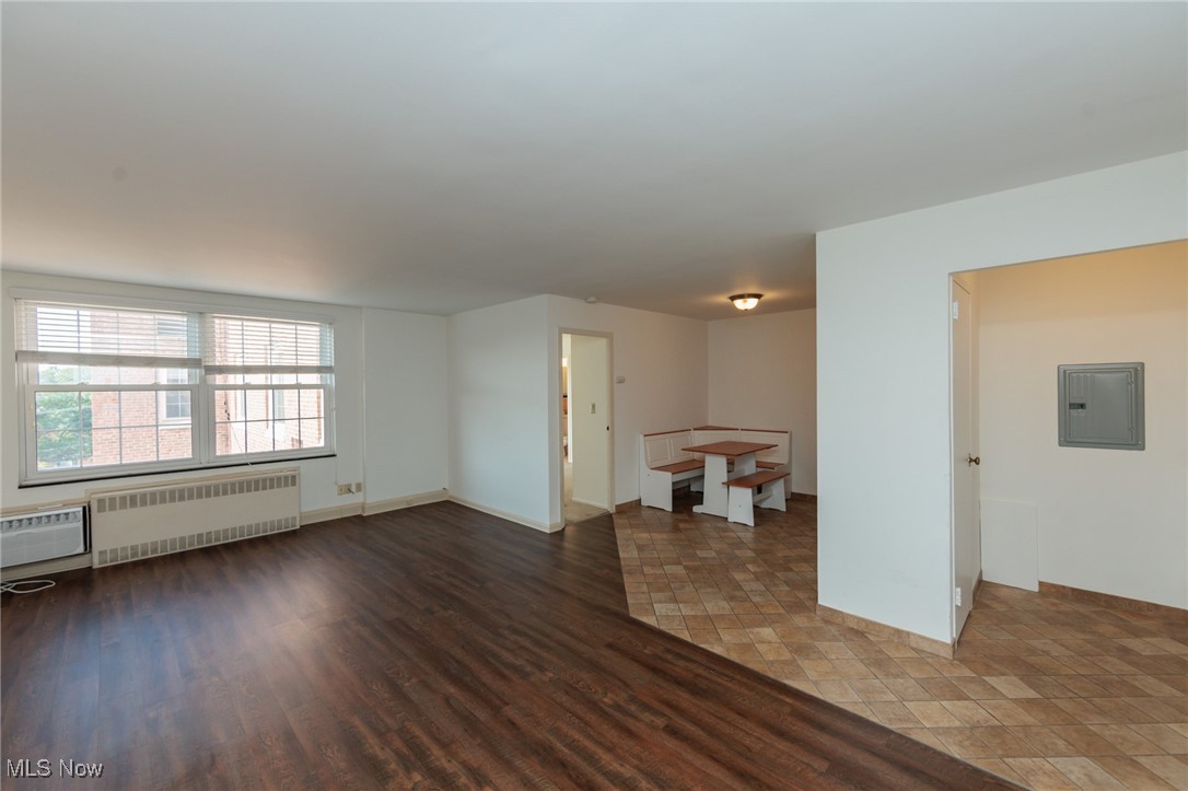 19201 Van Aken Boulevard 513