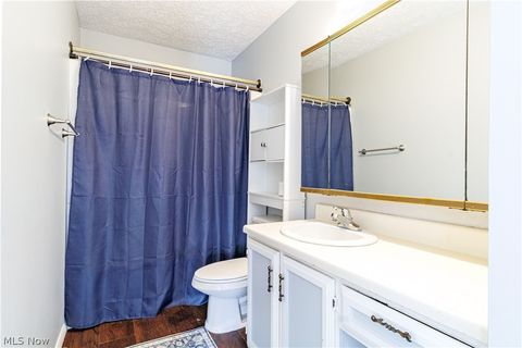 Tiny photo for 5814 Laura Avenue, Homeworth, OH 44634 (MLS # 5189552)