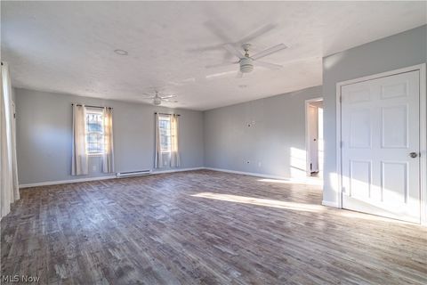 Tiny photo for 5814 Laura Avenue, Homeworth, OH 44634 (MLS # 5189552)