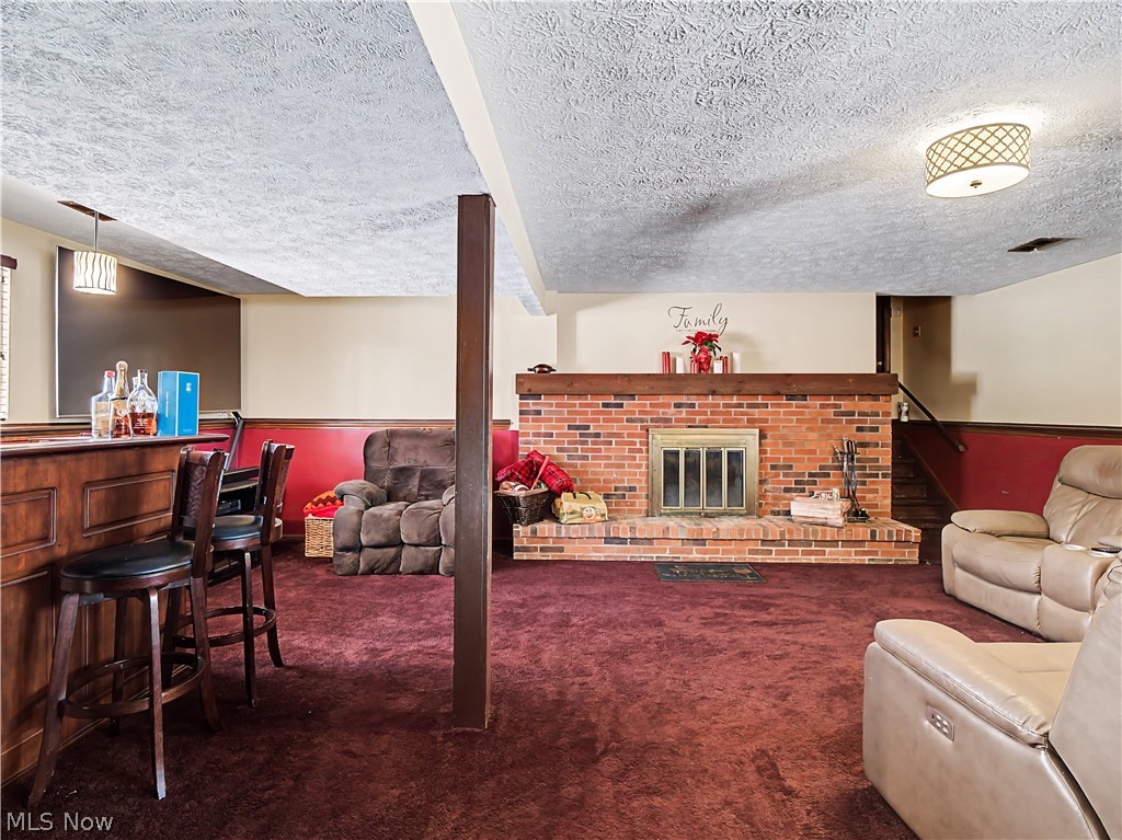 Hunters Crk 04 - Residential