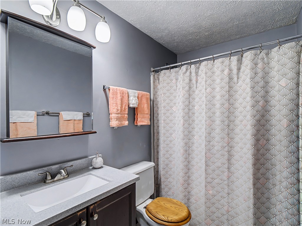 Hunters Crk 04 - Residential