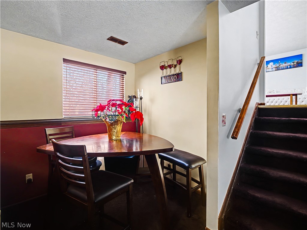 Hunters Crk 04 - Residential