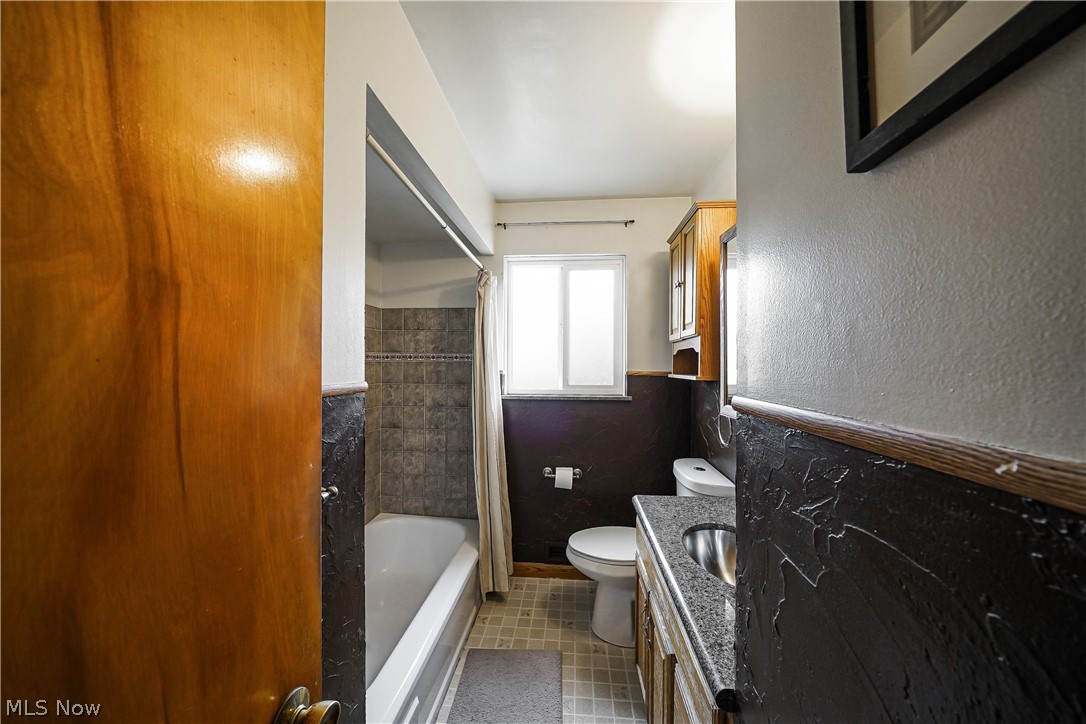 Alex Fodor Estates 02 - Residential