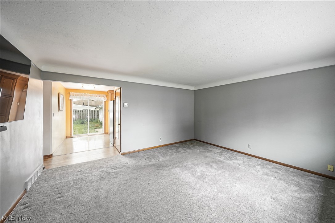 Alex Fodor Estates 02 - Residential