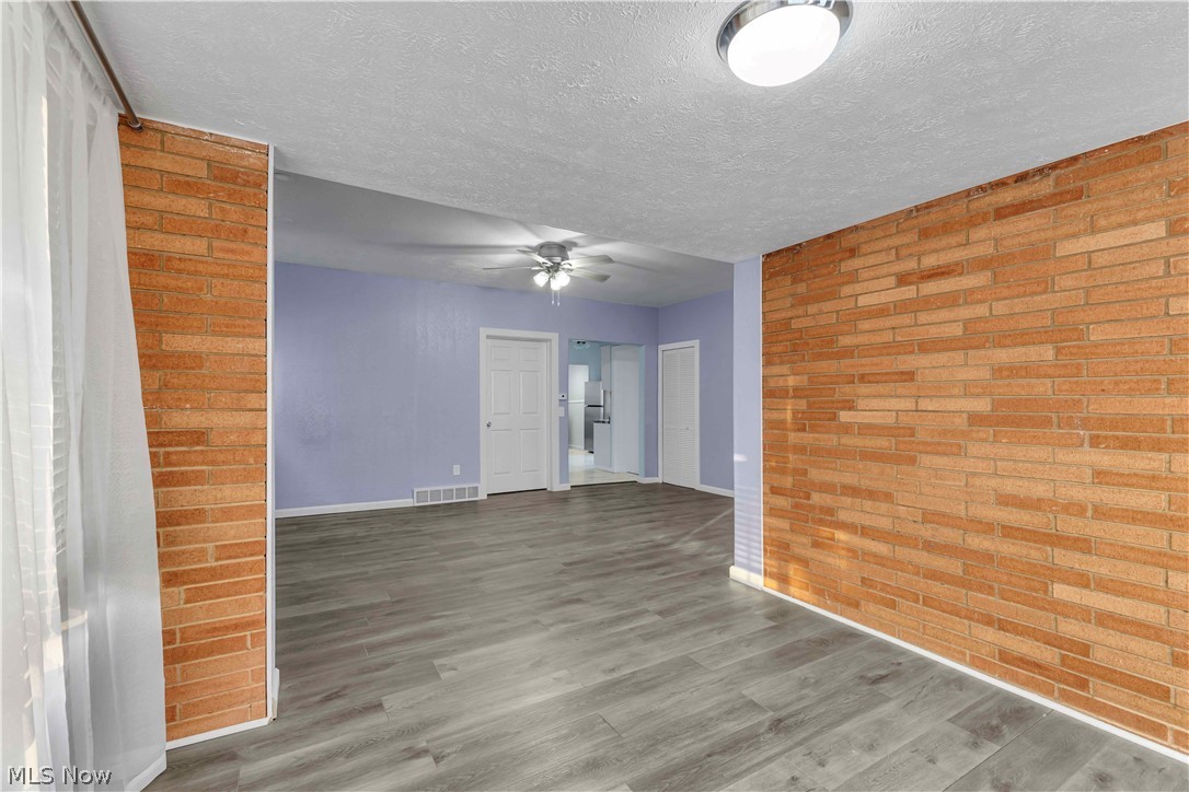 Ridgewood Gardens Anx 02 - Residential Income