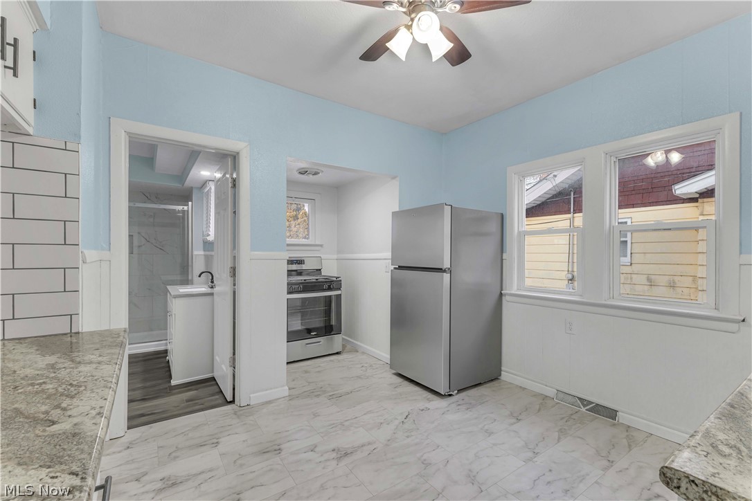 Ridgewood Gardens Anx 02 - Residential Income