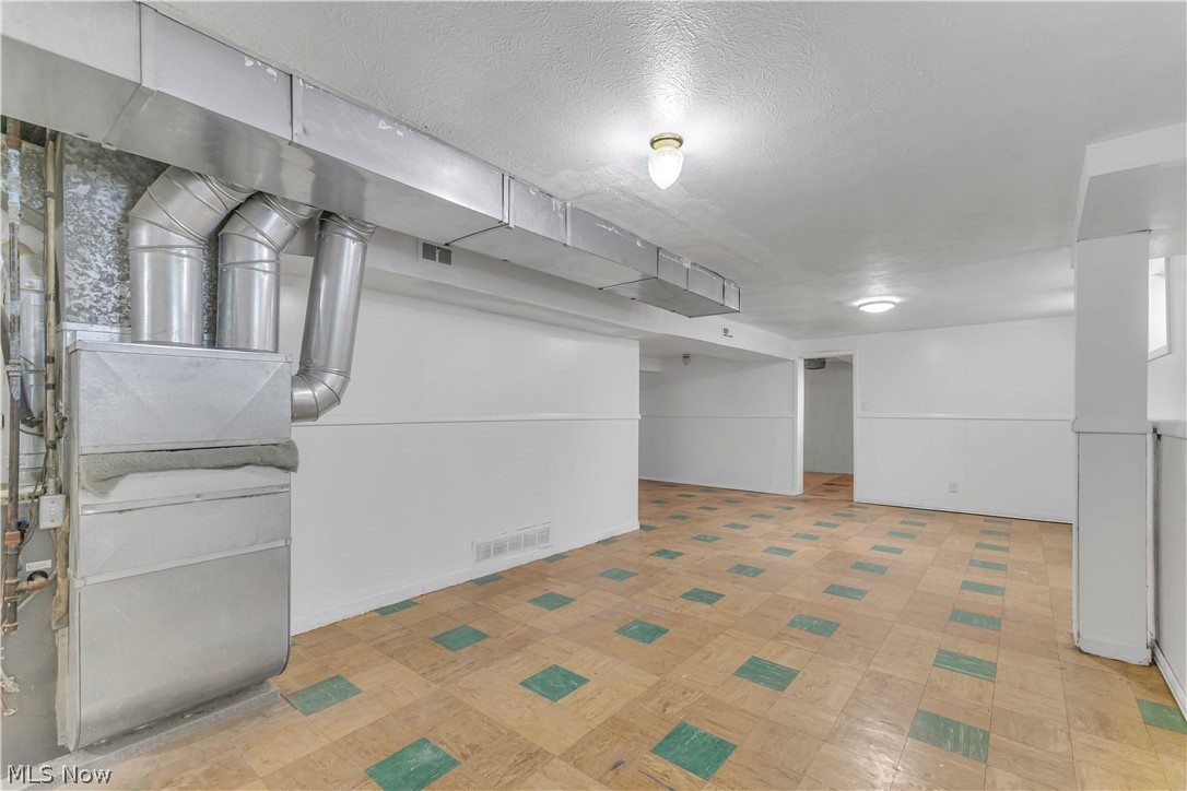 Ridgewood Gardens Anx 02 - Residential Income