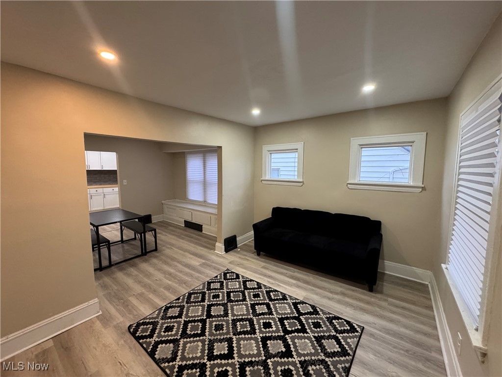 Photo of 14910 Kingsford Avenue, Cleveland, OH 44128 (MLS # 5180684)