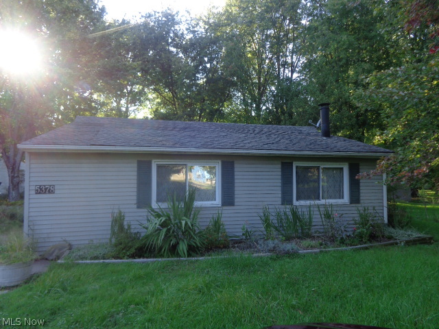 3 BEDROOM RANCH IN A NICE WOODED AREA WITH A HORSE BARN. LARGE ROOMS-WOODBURNER