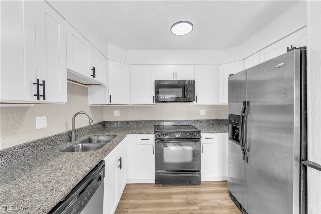 Brookwood Bch Estates Sub/Corning - Residential Lease