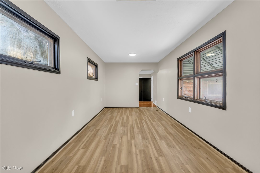 Brookwood Bch Estates Sub/Corning - Residential Lease