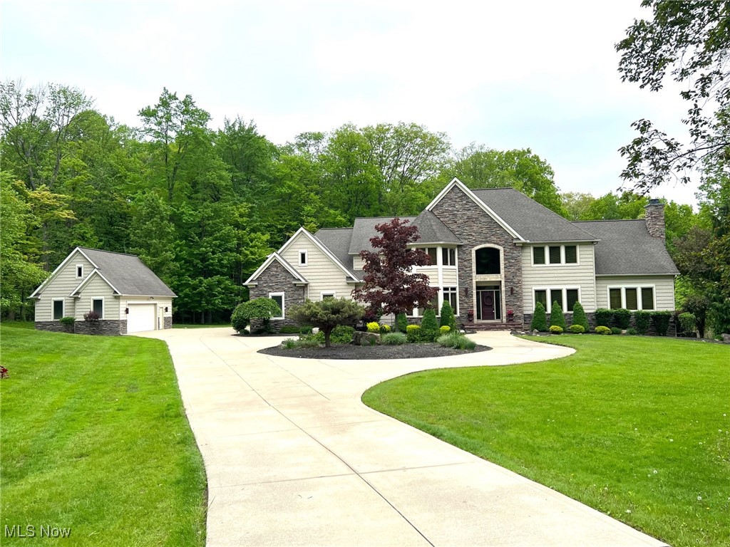 11955 Epping Trail, Chardon, Ohio image 1