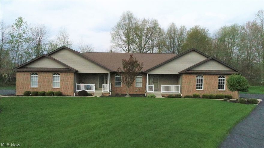 Well cared for three bedroom on first floor and one bedroom in basement(4 total),  three full bath, one story condo with tons of closets, mostly all large walk in closets and storage space, plus the huge back yard and privacy. Large oak kitchen, open dinette and spacious living room leading to a beautiful sun room, new dishwasher, all appliances,  and back porch, lots of amenities.This condo has a  finished basement plus a ton of storage area. 1 pet allowed.