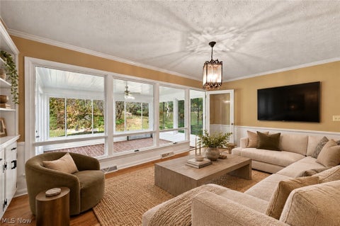 Tiny photo for 32499 Pinetree Road, Pepper Pike, OH 44124 (MLS # 5254661)