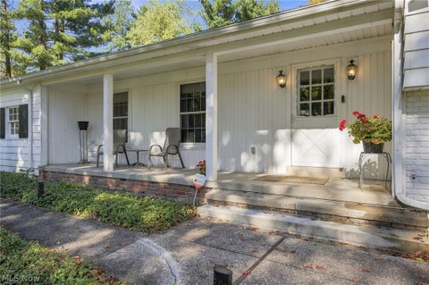 Tiny photo for 32499 Pinetree Road, Pepper Pike, OH 44124 (MLS # 5254661)