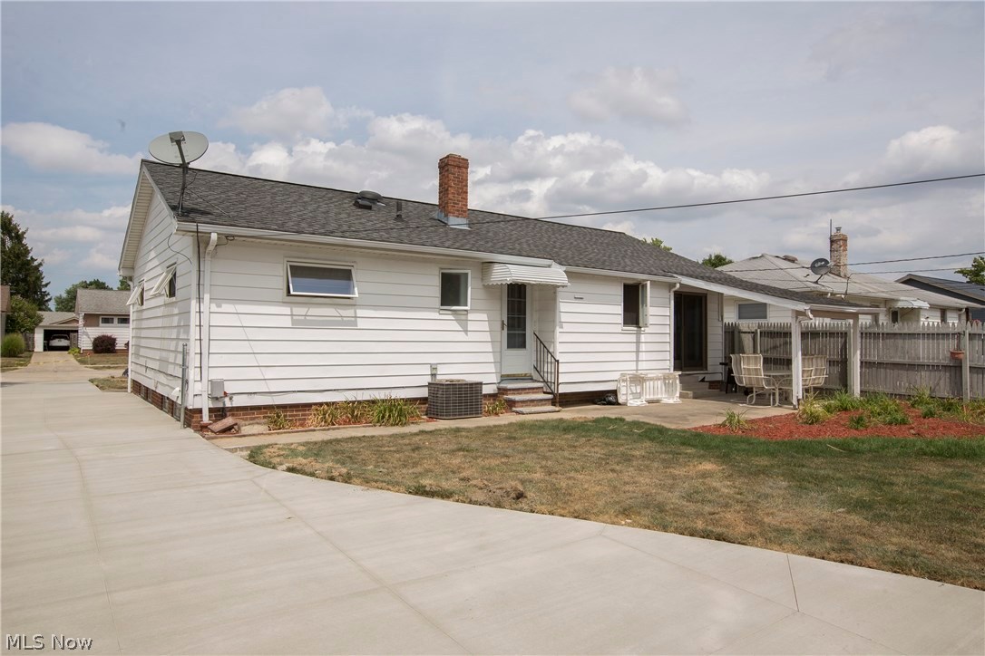 Marvin J Gross 11 - Residential