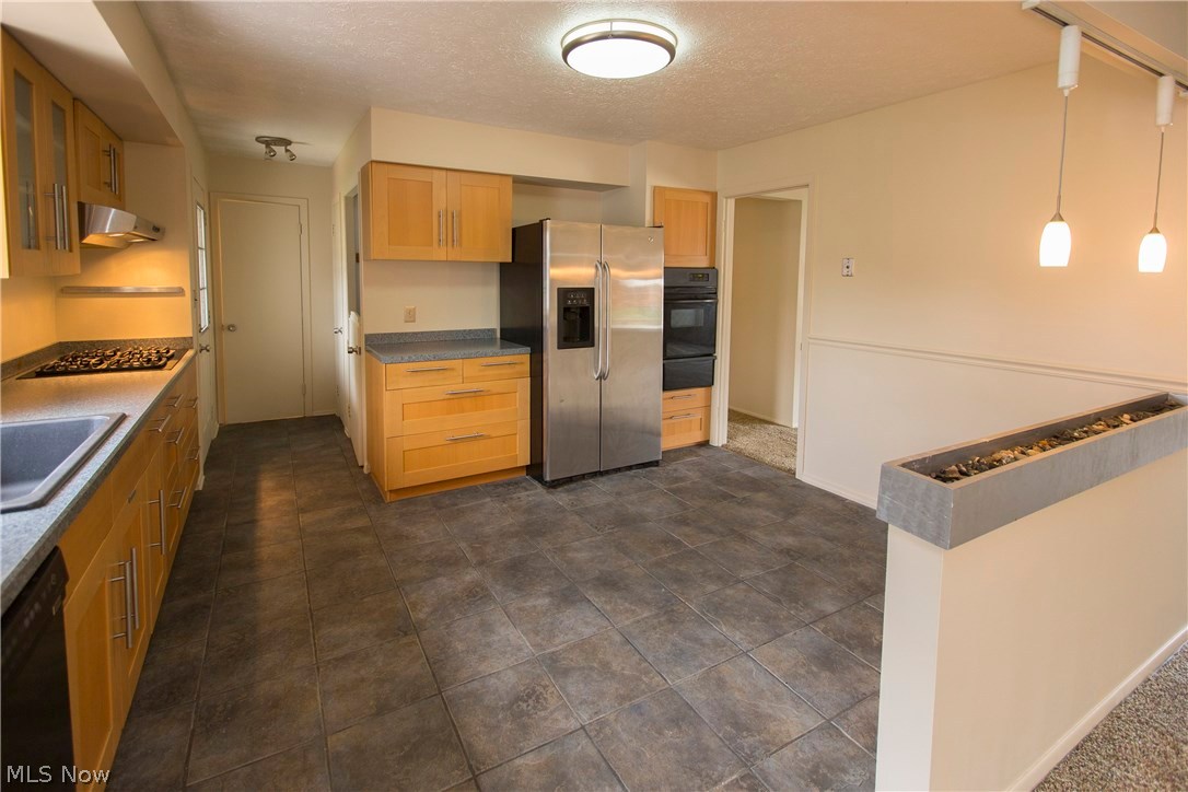 Marvin J Gross 11 - Residential