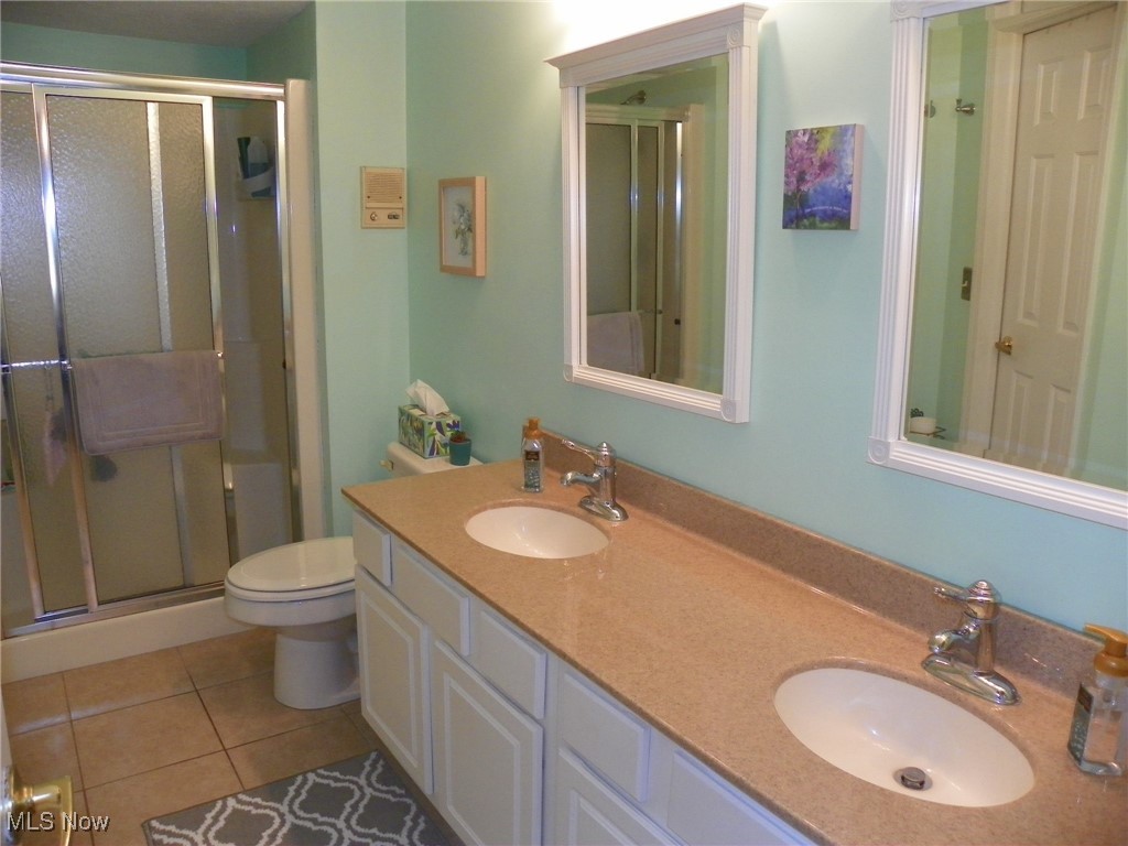 23474 Grist Mill Court, Olmsted Falls, Ohio image 16