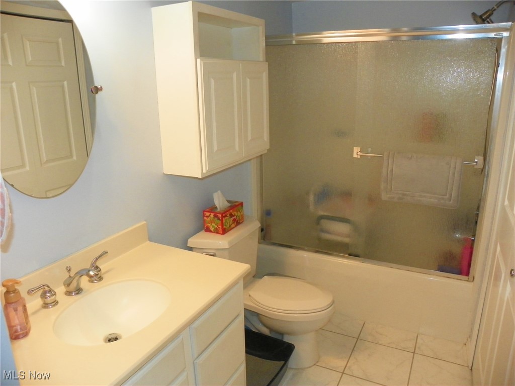 23474 Grist Mill Court, Olmsted Falls, Ohio image 12