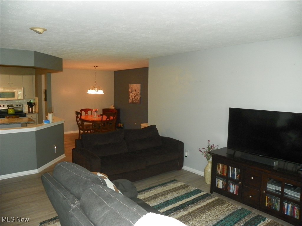 23474 Grist Mill Court, Olmsted Falls, Ohio image 2