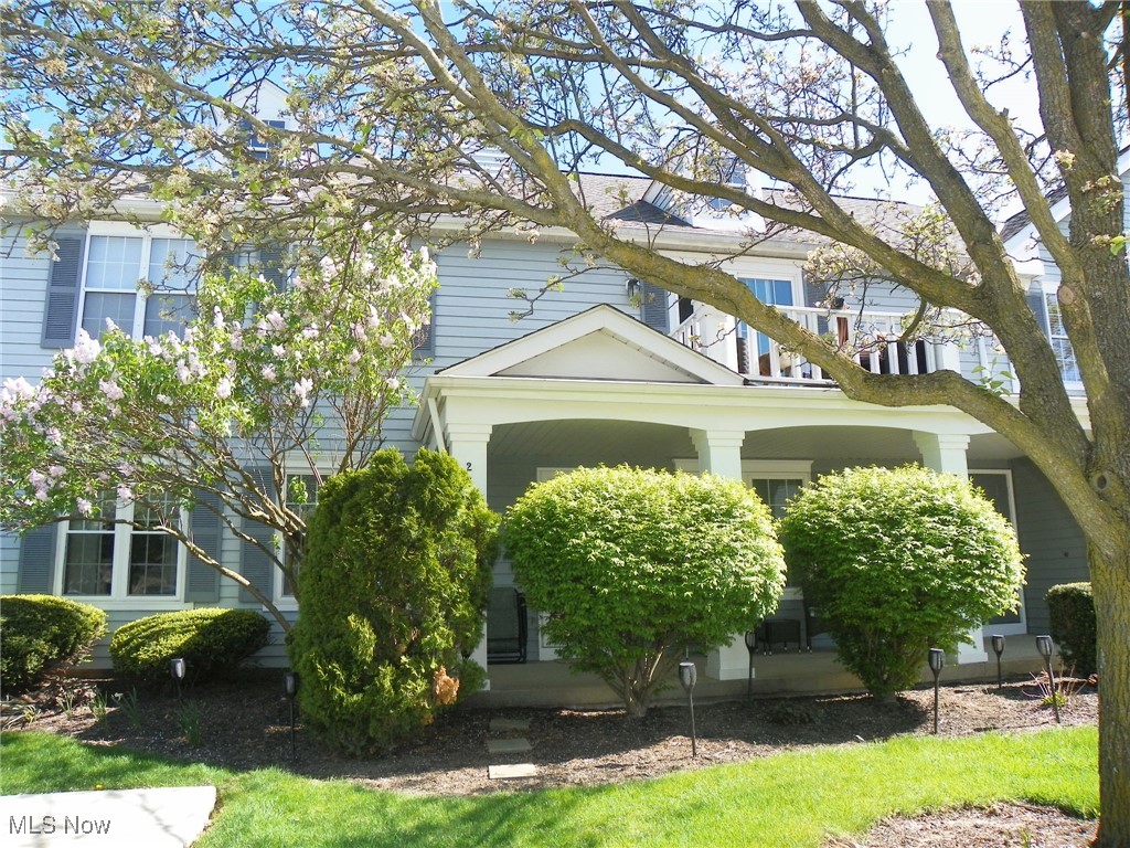 23474 Grist Mill Court, Olmsted Falls, Ohio image 1
