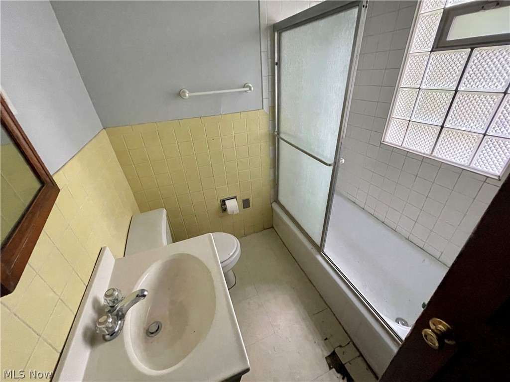 Canton - Residential Income