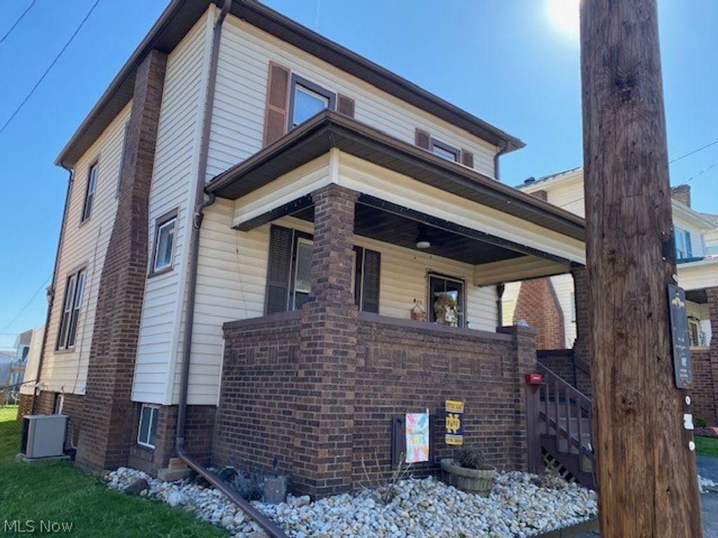 Photo of 811 Loretta Avenue, Toronto, OH 43964 (MLS # 5200274)