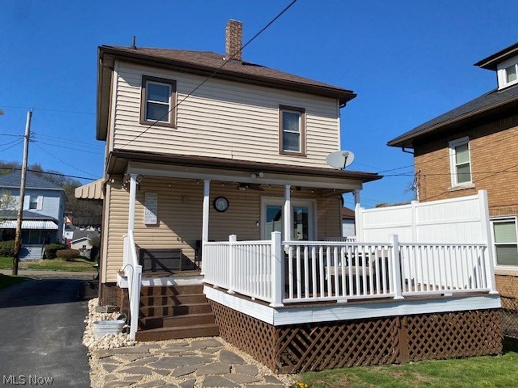 Photo of 811 Loretta Avenue, Toronto, OH 43964 (MLS # 5200274)