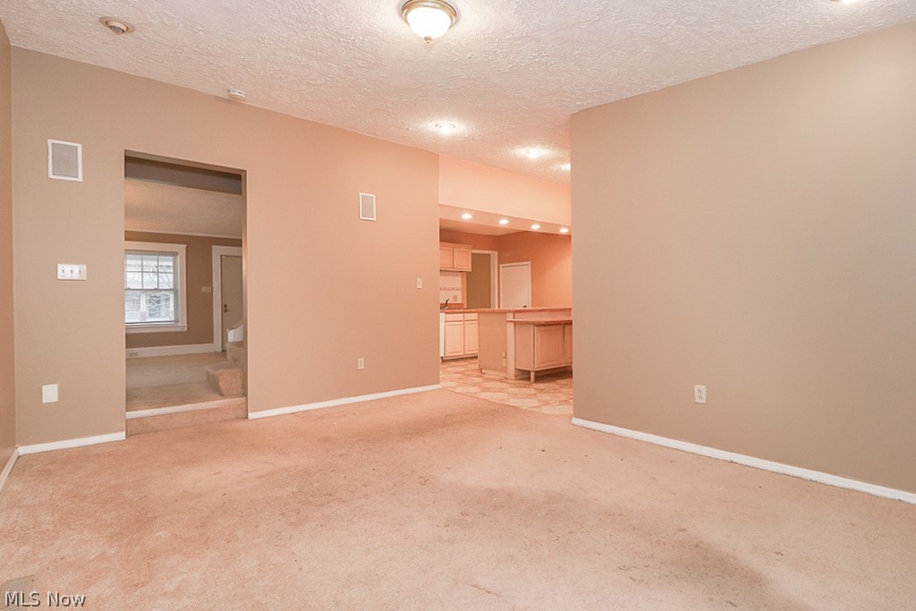 Charles A Posts Uplands - Residential