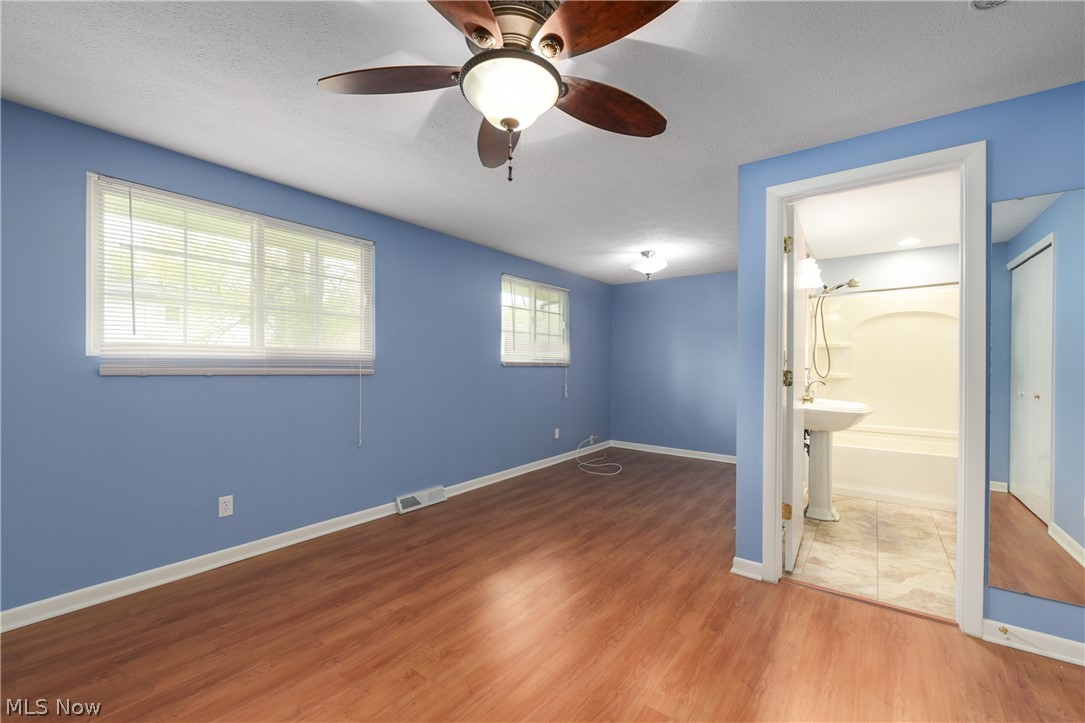 Manning & Campbell 08 - Residential