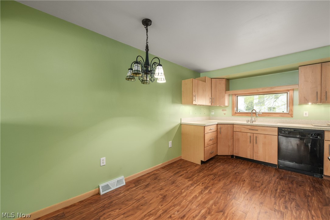 Manning & Campbell 08 - Residential