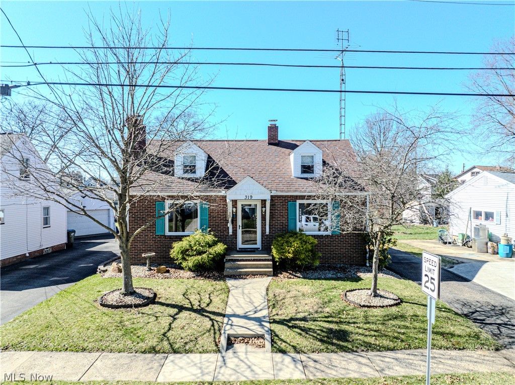 Photo of 319 Superior Street, Louisville, OH 44641 (MLS # 5191823)