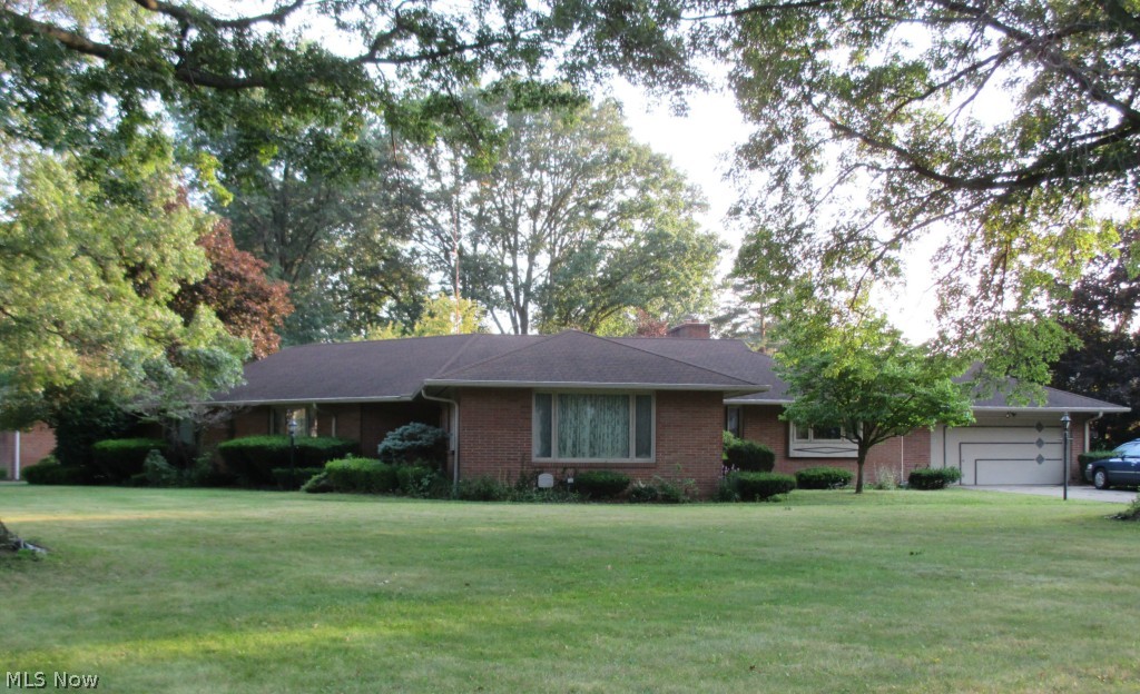 Large custom built all brick ranch. Over 2400 SqFt. Nice floor plan. Many built-ins, pocket doors. Formal living and dining rooms. Large country kitchen with newer gas counter top stove and breakfast bar. Open floor plan of kitchen/dining area to Great Room. 3 Bedrooms, 2 full, 2 half baths. first-floor large laundry/mud room. Bonus room basement. Fenced back yard, covered patio, 2-car attached garage.