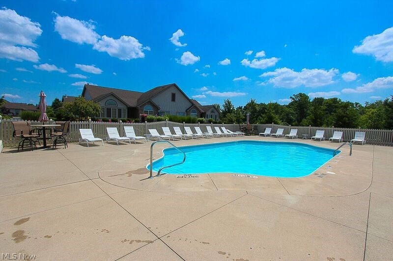 Crossings at est Valley - Residential