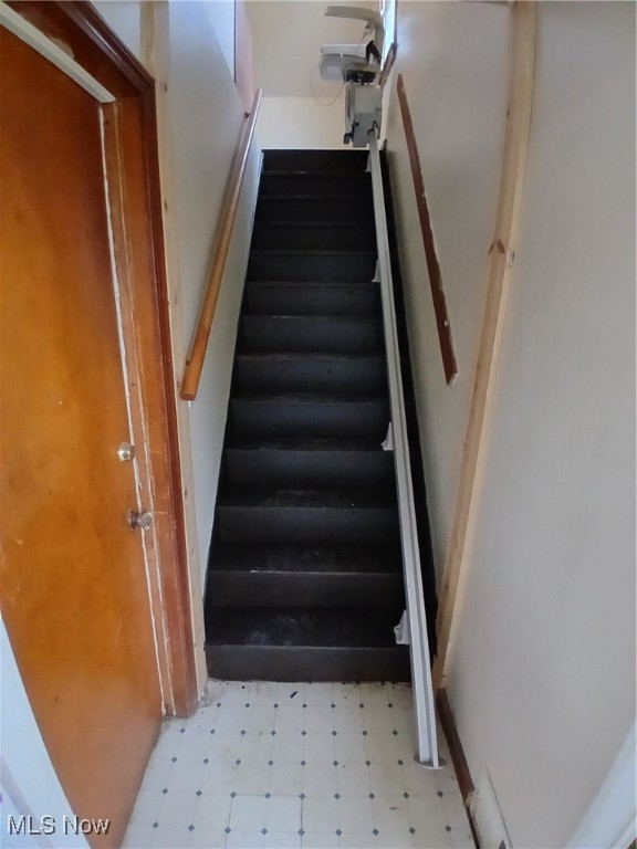 City/Youngstown - Residential Lease