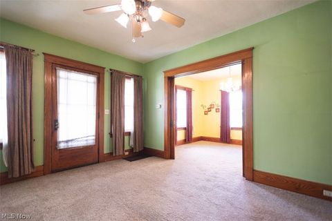 Tiny photo for 33 N Hartford Avenue, Youngstown, OH 44509 (MLS # 5196315)