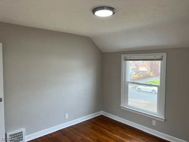 Shaker Lee - Residential