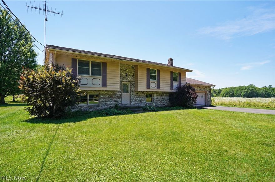 3740 Wilson Sharpsville Rd, Cortland, Ohio 44410 great opportunity to own this BiLevel Home on over half acre of land in Trumbull County where the average home is $240,000 however this home is priced well below to settle an estate. This property has been ordered to be Sold As Is with no repairs by the Seller which is a 3rd party entity. 3 beds & 2.5 baths with 2 car garage on large lot!