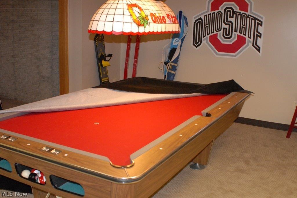 Twin Oaks - Residential