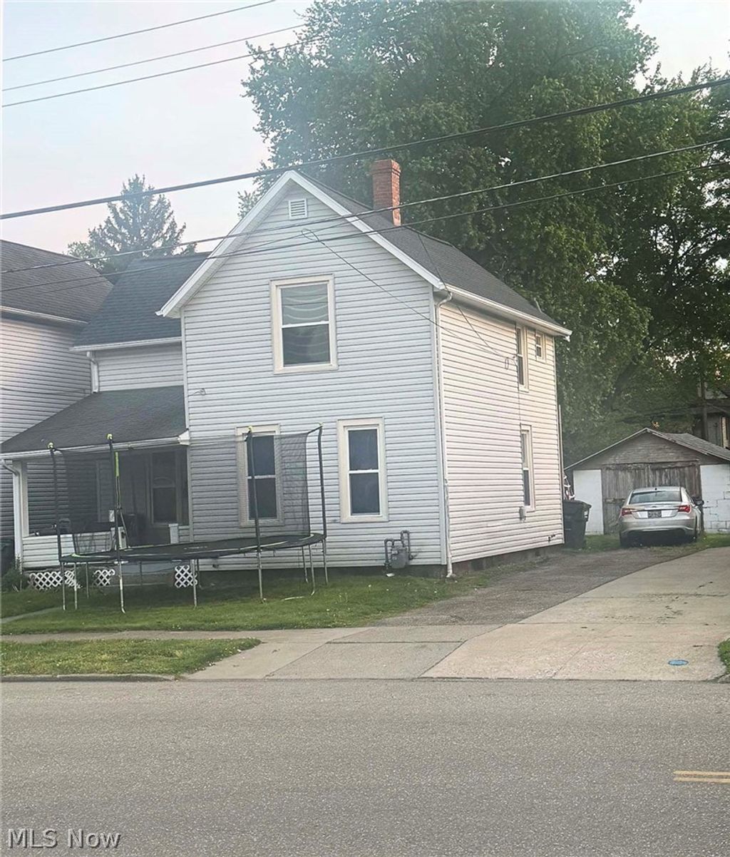 Photo of 436 Race Street, Dover, OH 44622 (MLS # 5207019)