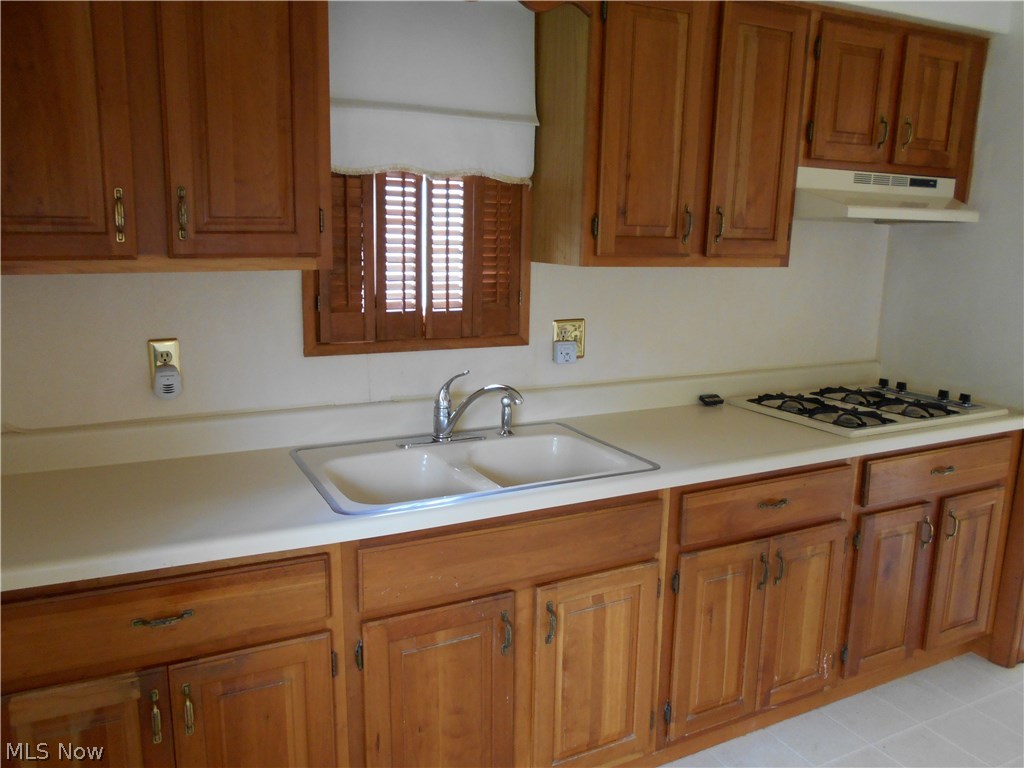 Fairway Land Cos & A-P Inv Cos - Residential