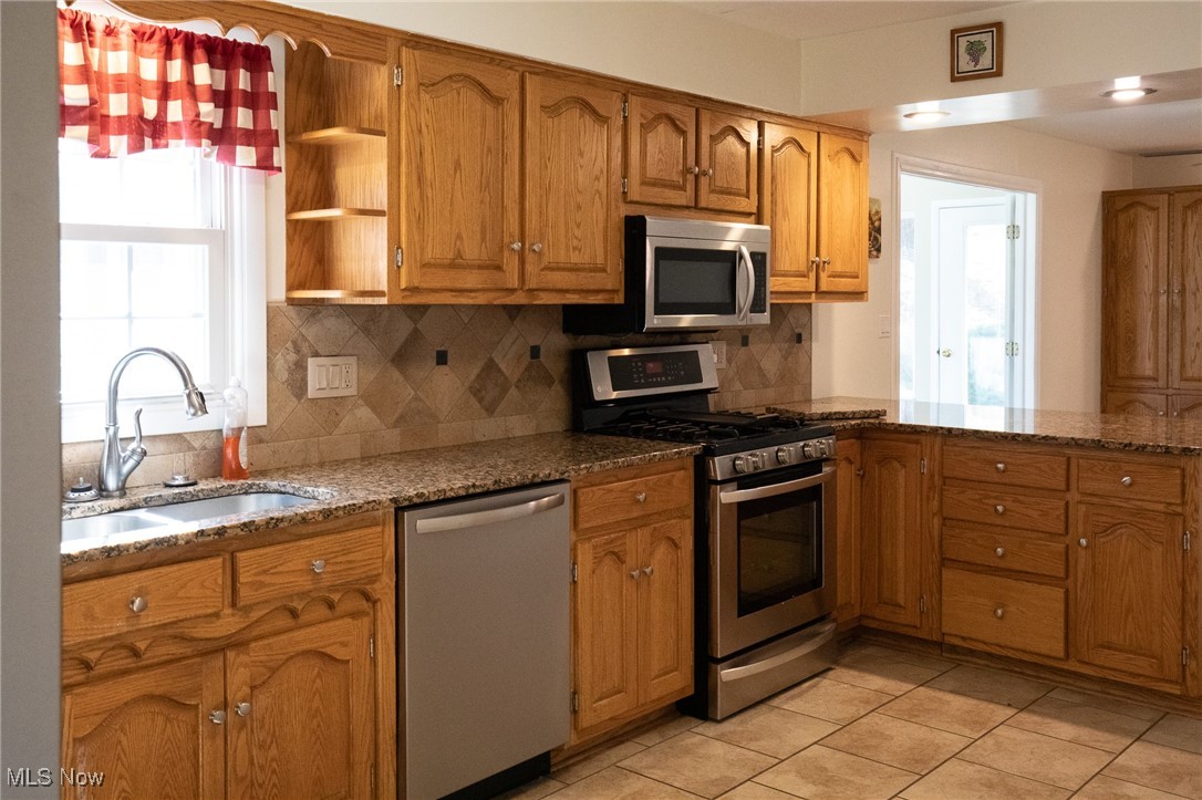 120 Woodcrest Dr