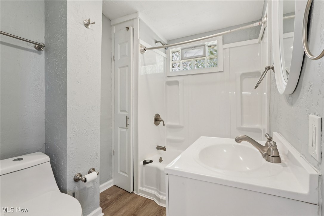 Hall Park - Residential