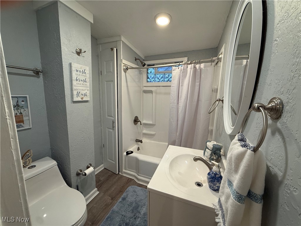 Hall Park - Residential