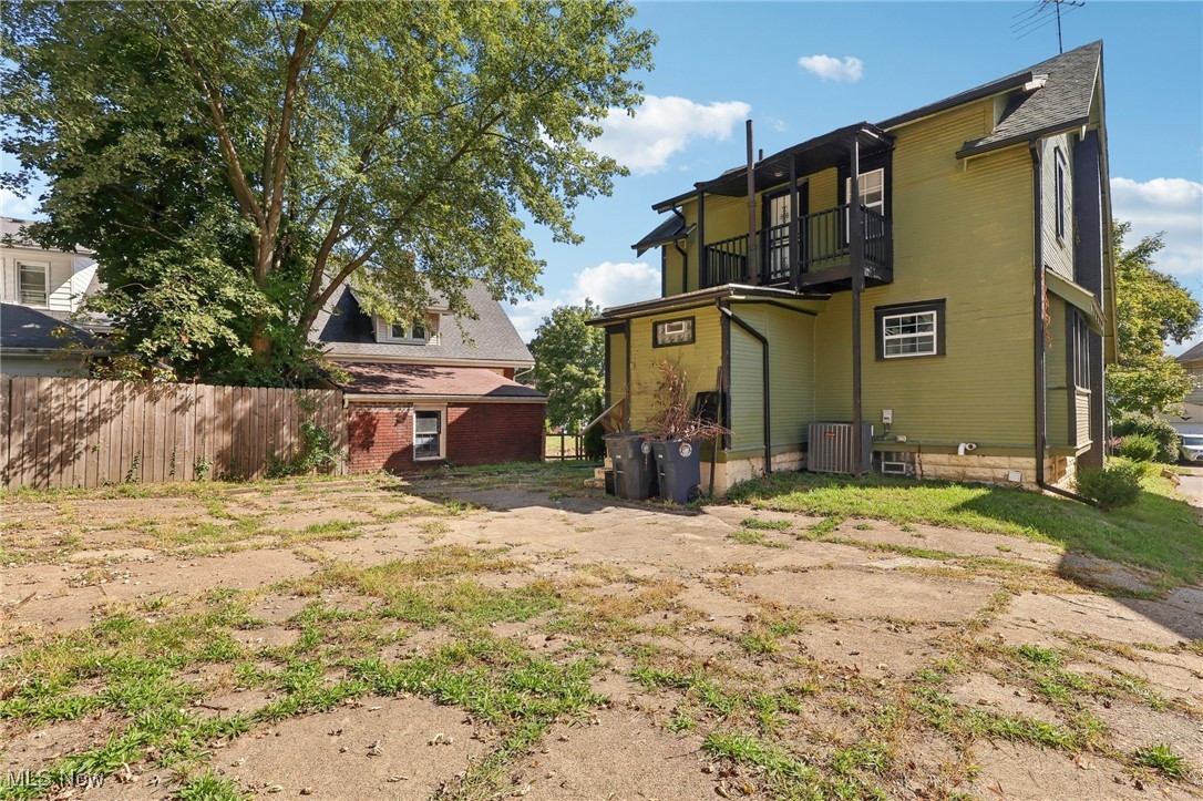 Hall Park - Residential